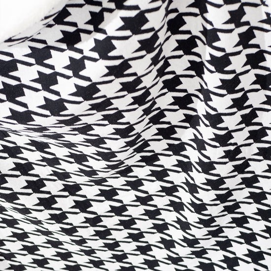 Dísztakaró / Pléd Kanapéhoz - Kötött Kutyafog Fekete 02