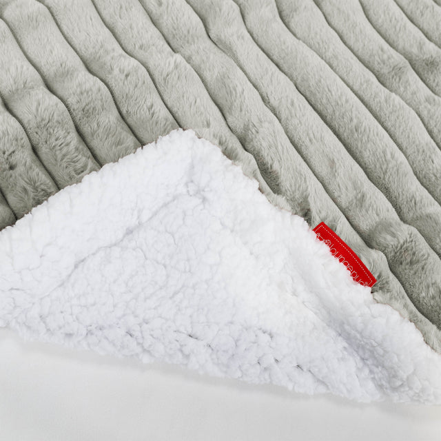 Sherpa Dísztakaró / Pléd Kanapéhoz - Ultra Plüss Kord Zsályazöld 01