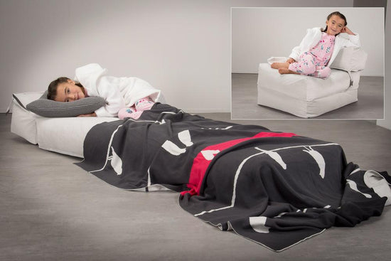 Avery Futonágy, Egyszemélyes - Bársony Ezüst 02