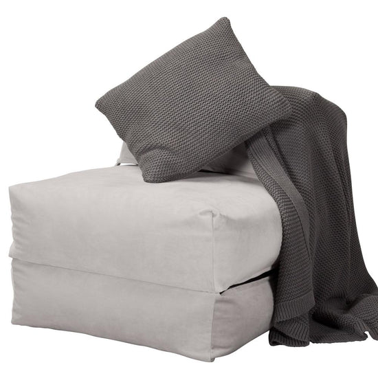 Avery Futonágy, Egyszemélyes - Bársony Ezüst 04