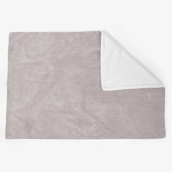 Nagy Sherpa Dísztakaró / Pléd Kanapéhoz 140 x 200cm - Klasszikus Kordbársony Ezüstszürke - 01