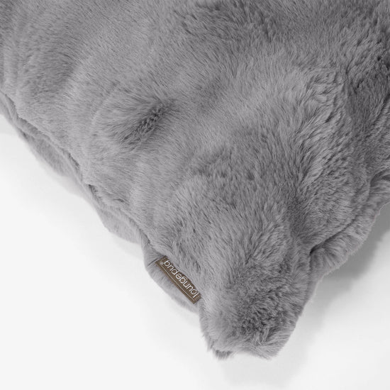 Párnahuzat 35 x 50cm - Műszőrme Buborék Szürke 02