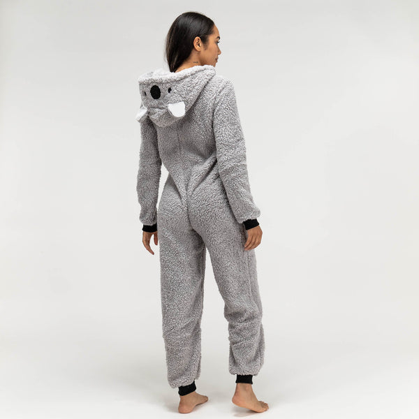 Állatot Mintázó Női Egyrészes Plüss Kezeslábas - Koala Fabric Close-up Image