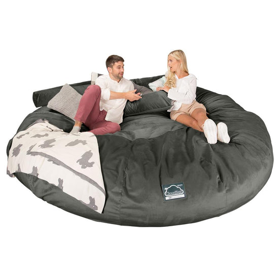 Cloudsac 5000 XXXXXL Titanic Méretű Memóriahabos Babzsák-Kanapé - Bársony Grafitszürke 03