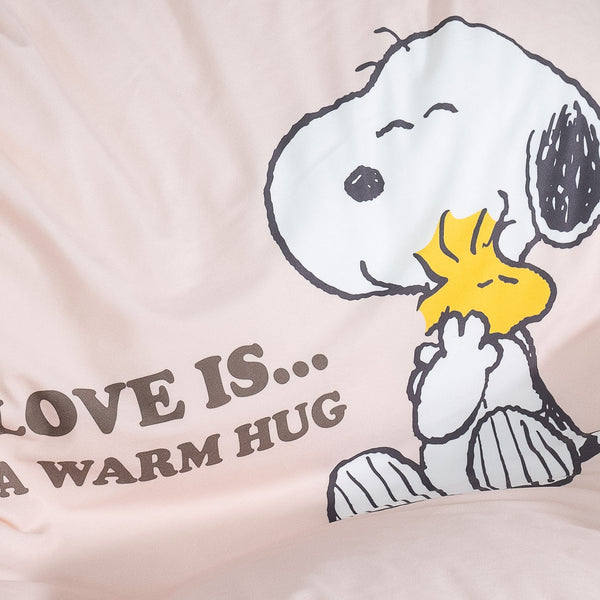 Snoopy Sloucher Babzsákfotel - Szerelem Fabric Close-up Image